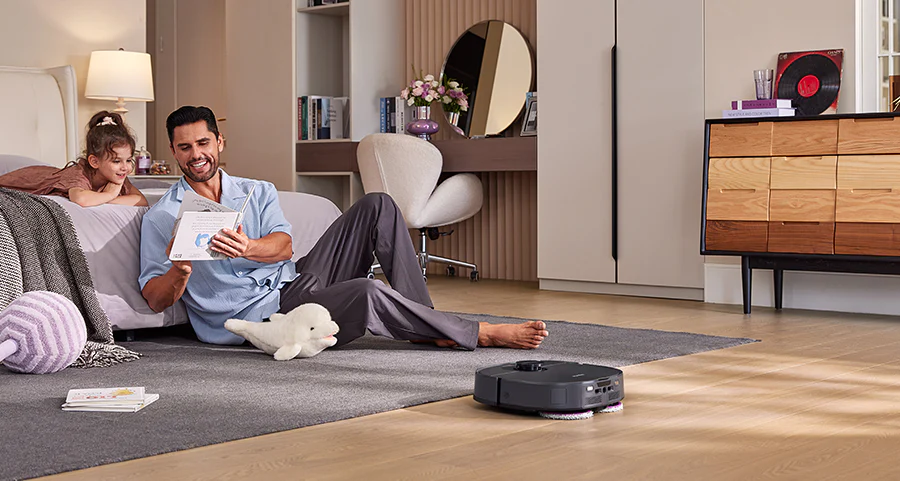 How to Empty a Robot Vacuum (and How Often, Actually)