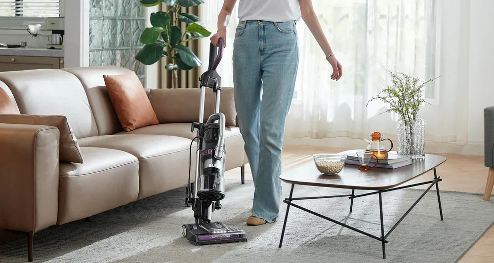 Find Your Perfect Vacuum: Bagged or Bagless?
